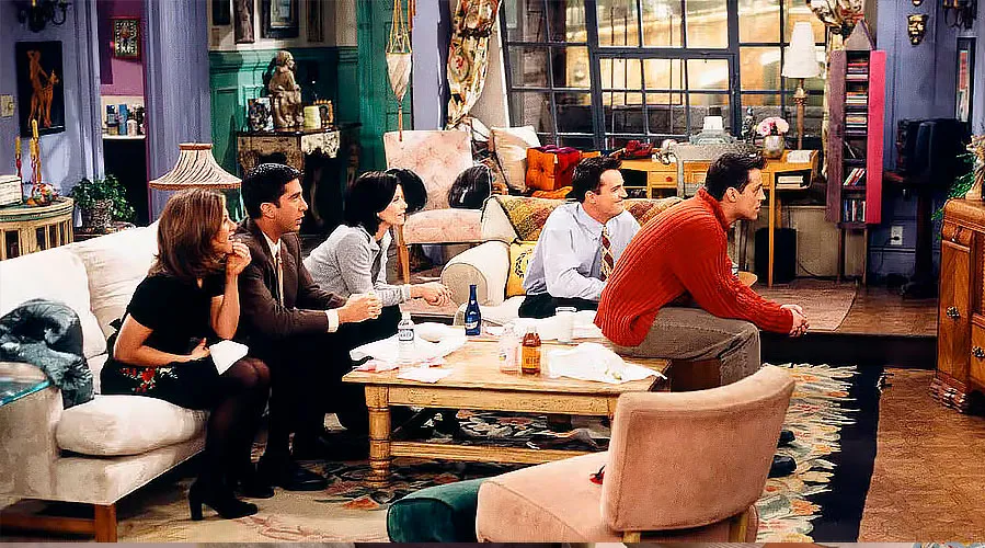 Зои Кравиц и Остин Батлер раскритиковали Друзей за устаревшие шутки